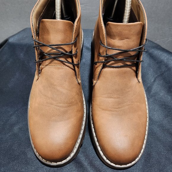 Chaps Men\'s Chukka Boots. Brown Size 8 main image 7